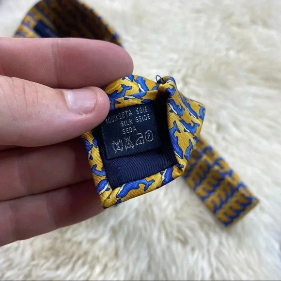 Burberry London Yellow and Blue Dolphin Print Silk Tie - Picture 4 of 6